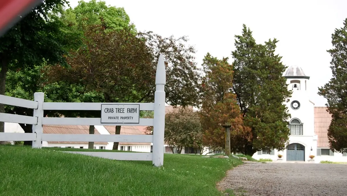 Entrance to Crab Tree Farm